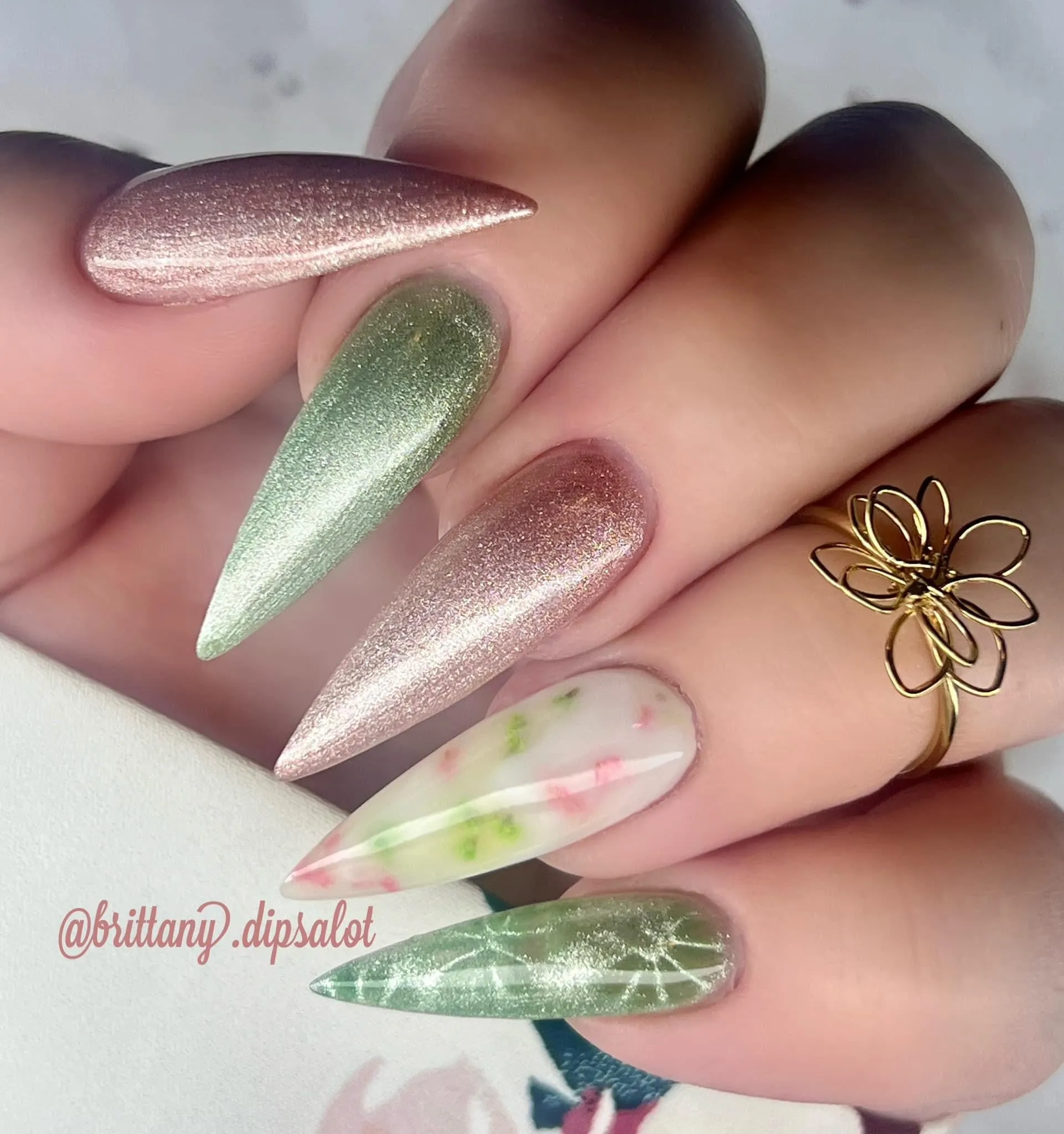 Green Lace- Soda Crystal Cat Eye Gel Polish