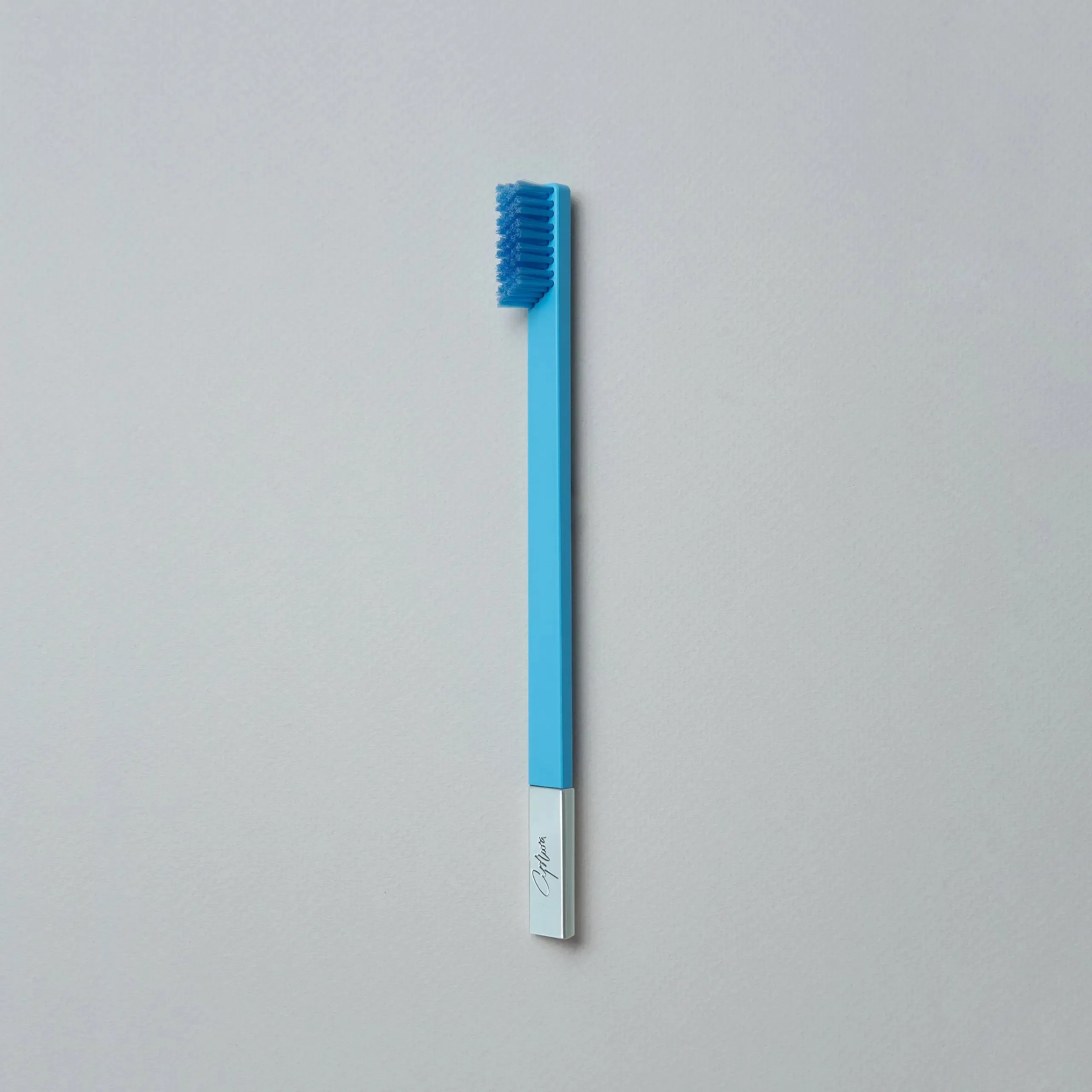 Peaceful Sky Silver Toothbrush